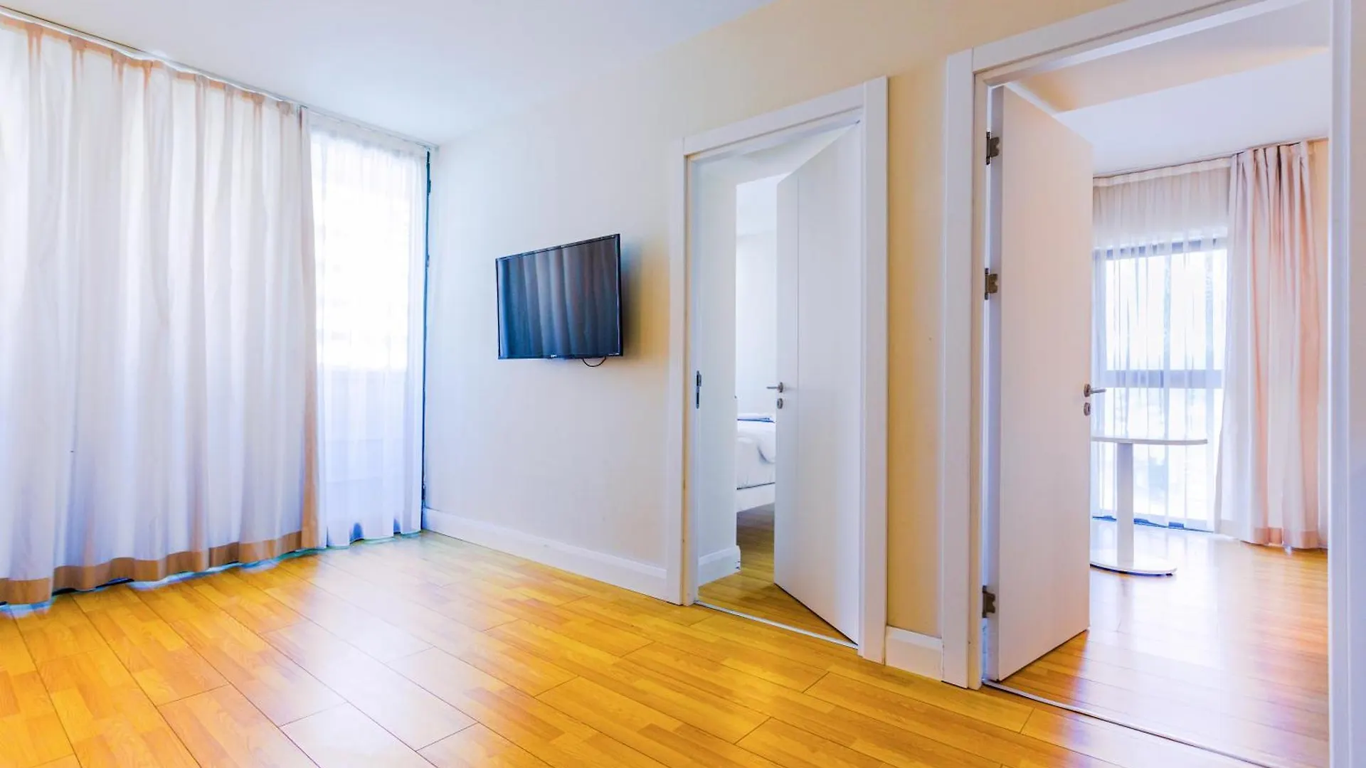 Orbi City On The Beach Apartment Batumi