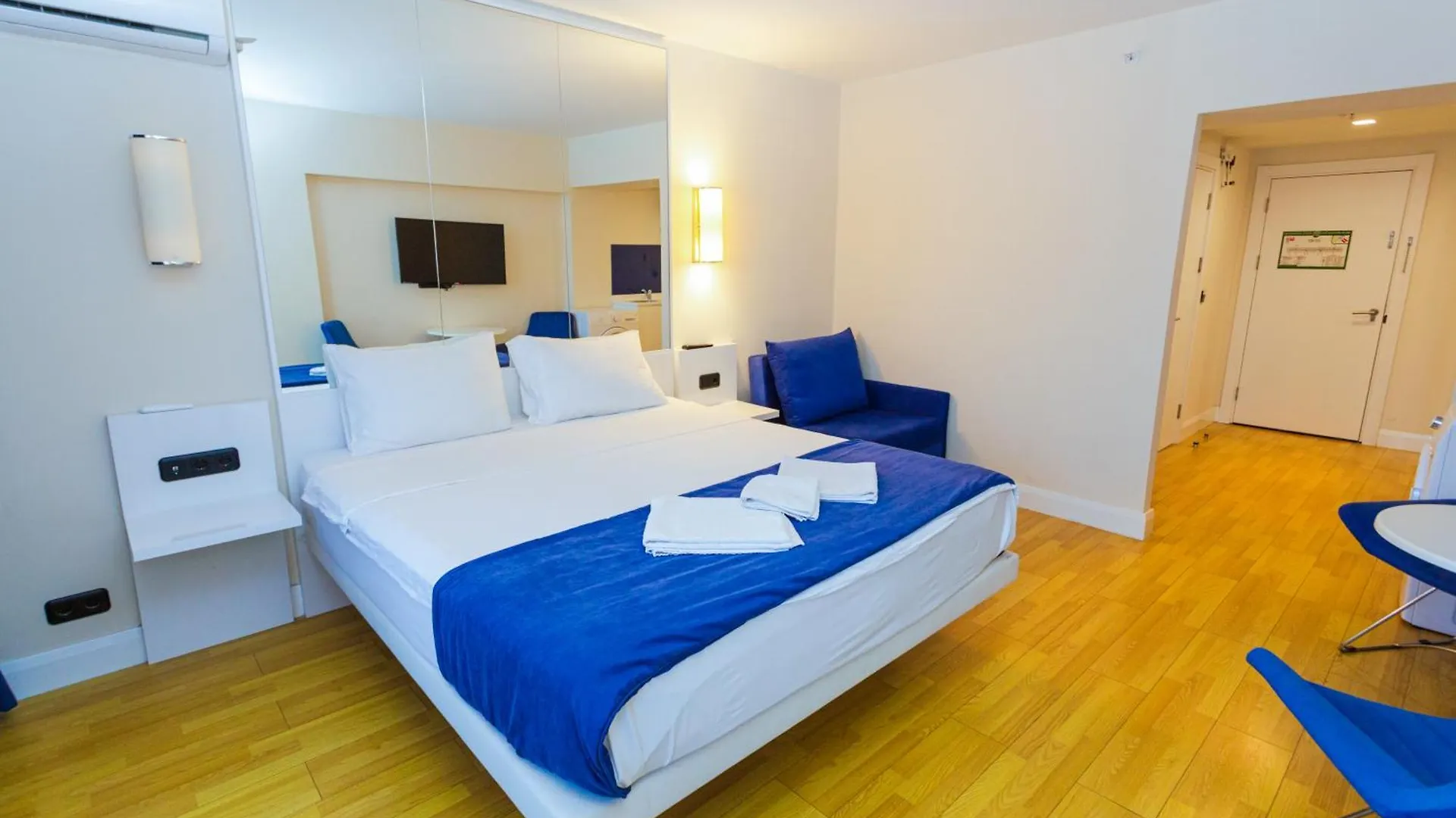 Orbi City On The Beach Apartment Batumi 0*,